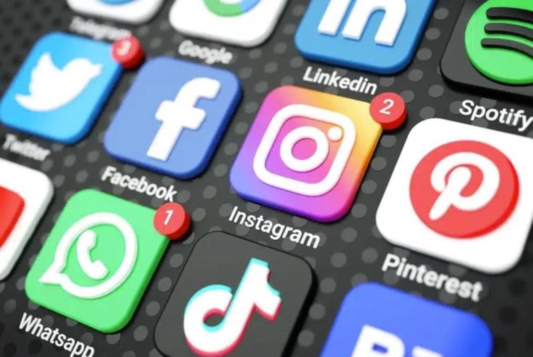 Đừng hại bản thân bằng cú nhấp chuột vô tâm